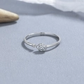 Anello aperto in argento 925 con rosa in smalto bianco e pietra di zircone scintillante - Aperto Regolabile / Oro Bianco
