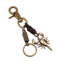 Portachiavi con ciondolo a scorpione retrò in lega di bronzo con cinturino in pelle scura - Ciondolo Scorpione