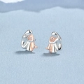 Minimalistische 925 zilveren oorknoppen met tweekleurig knuffelend figuurontwerp in goud - Menselijke Figuur Oorknopjes / Zilver & Roségoud