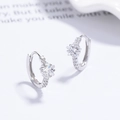 925 sterling zilveren ster oorringen met heldere sterstenen en diamantaccenten - 925 zilver / Witgoud