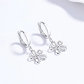 Orecchini a cerchio in argento sterling 925 con design a fiori cavi eleganti - Argento 925 / Oro Bianco (Orecchini)