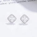 Eleganti orecchini a lobo quadrati halo in argento 925 con zirconi trasparenti - Taglia unica / Argento
