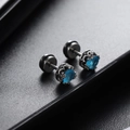 Ohrstecker aus Titanstahl mit blauem Zirkon im Punk-Retro-Stil auf schwarzem Leder - Blauer Zirkon Stil (Einzelner Ohrring)