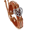 Gelaagde bruine lederen vlechtarmband met een hartvormige LOVE metalen hanger - Hart LOVE Hanger Stijl