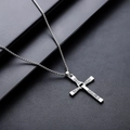 Pendentif croix en acier inoxydable argenté poli avec incrustations de zircons brillants - Collier Croix Strass (L953-G)