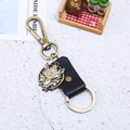 Portachiavi con testa di lupo retrò in bronzo con cinturino in pelle nera e borchie - Nero