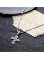 Zilveren kruis hanger ketting met roze strassteentjes op zwart leren ondergrond - Roze Zirconia Kruis Ketting (L936-P2)