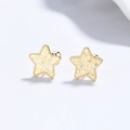 Boucles d'oreilles étoiles en argent 925 doré avec texture gravée et bordure perlée - Or / Grand