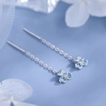 Pendientes de gota de iris en plata con esmalte azul claro y centro de circón - Pendientes de cadena pasante / Oro Blanco