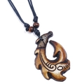 Collana con ciondolo a amo da pesca in stile tribale polinesiano con corda nera intrecciata - Collana Pendente Amo da Pesca