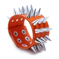 Leuchtend oranges Punk-Kunstlederarmband mit drei Reihen silberner Metall-Spitzen - Orangerot