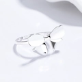 Anillo de lazo ajustable en plata de ley S925 con acabado pulido y estilo minimalista - Oro Blanco