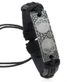 Bracciale punk in pelle nera intrecciata con placca metallica a teschio e cordino regolabile - Nero