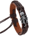Bracciale da uomo in pelle intrecciata con ciondolo a polpo in argento antico marrone - Marrone