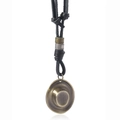 Collier avec pendentif chapeau de cowboy vintage et cordon en cuir tressé noir sur blanc - Noir