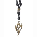 Collana lunga regolabile in pelle con pendente a fiamma in bronzo stile punk minimalista - Nero