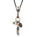 Collana lunga bohémien a doppio strato con piuma vintage e ciondolo in turchese - Marrone Scuro