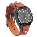 Reloj retro punk cuadrado de cuero con correa marrón ancha y remaches vista lateral - Marrón Retro