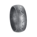 Donkergrijze ring van titaniumstaal met gegraveerde hartslag en geborstelde textuur - US 6 / Antiek Zilver