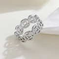 Silberner Vintage-Ring mit hohler Kupfermünze, mattiertem und poliertem Titanstahl-Finish - US 7 / Silber