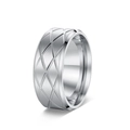 Anillo de acero inoxidable plateado con patrón de diamantes y bordes pulidos - US 6 / Plateado