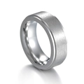Anello da uomo in acciaio al titanio con superficie spazzolata e bordi smussati lucidi - US 8 / Argento