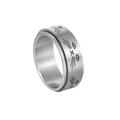 Gros plan d'une bague rotative anti-stress avec gravure de chat en acier brossé argent - US 6 / 8MM Chat