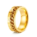 Détail d'une bague viking rotative en acier inoxydable doré avec runes et chaîne centrale - US 6 / Doré