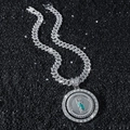 Hip Hop St. Judas Anhänger mit Zirkonia und grünen Details an einer Silberkette - Rotierender Hl. Judas (Mit Kette) / Silber