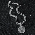 Herren Hip-Hop Halskette in Silber mit glänzendem Fußball-Anhänger auf dunklen Steinen - Mit 50cm Kubanischer Kette / Silber (Fußball)