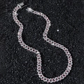 Collar Cuban Link 9mm Hip Hop con pedrería rosa y blanca sobre arena negra - Collar (45 cm) / Plateado