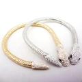 Detalle de gargantilla de serpiente en oro y plata con brillantes diamantes de imitación - Blanco K/Plata