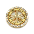 Detail eines goldenen Friedenszeichens mit Kristall-Strasssteinen und Gravur - 4.5CM / Gold