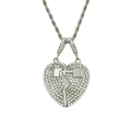 Détail du pendentif cœur brisé style hip-hop avec strass brillants et chaîne torsadée - Chaîne Torsadée en Acier Inoxydable / Argenté