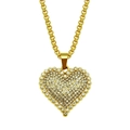 Vista de detalle del colgante de corazón dorado con pavé denso de piedras de circonita blanca - Dorado - Cadena de Caja de 0.3*75cm
