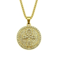 Dettaglio del ciondolo a croce hip hop dorato con zirconi cubici scintillanti - Catena a scatola 0.3*75cm / Oro