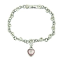 Detalle macro de pulsera plateada con colgante de corazón rosa y diamantes de imitación - Plata (Corazón Rosa)