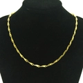 Collana a catena dorata in stile hip hop minimalista esposta su un bustino in velluto nero - Collana 48cm / Oro