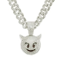 Détail du pendentif monstre serti de pierres violettes sur une chaîne cubaine argent - Argent (Monstre) - Avec Maille Cubaine 50cm