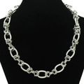 Collana a catena d'argento industriale con anelli a corda intrecciata su busto nero - Argento-50cm