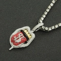 Détail du collier tennis hip-hop avec pendentif langue et signe dollar serti - Argent (Langue Rouge) avec Chaîne Tennis (50cm)