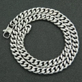Collana classica a catena cubana da 9mm in acciaio al titanio argento con chiusura a moschettone - Color Acciaio (18)
