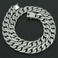 Dettaglio catena cubana argento 13mm con chiusura a incastro impreziosita da strass - Collana Argento-18 pollici