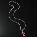Dettaglio di catena a fune argento con pendente a croce e zirconi rossi e bianchi - Croce / 60CM / Rosso