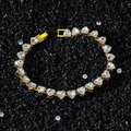 8mm goudkleurige hiphop armband met hartvormige kristallen schakels op zwart zand - Hart (20cm) / Goud