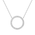 Nahaufnahme der S925 Silberkette mit kreisförmigem Anhänger und Pavé-gefassten Kristallen - Platin