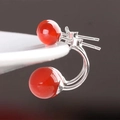 Minimalistische S925 Sterling Silber C-förmige Rote Achat Ohrstecker für Damen mit Doppelperlen - 925er Silber / Weißgold