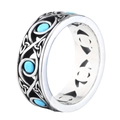 Dettaglio anello retrò in acciaio inossidabile con intarsio turchese e nodi celtici - US 7 / Acciaio Turchese Blu