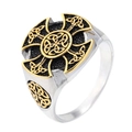 Anello chevalier con croce celtica bicolore in acciaio inossidabile da uomo - US 7 / Oro