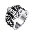 Anello vichingo in argento con rilievo a testa di aquila e incisioni vintage da uomo - US 7 / Color Acciaio